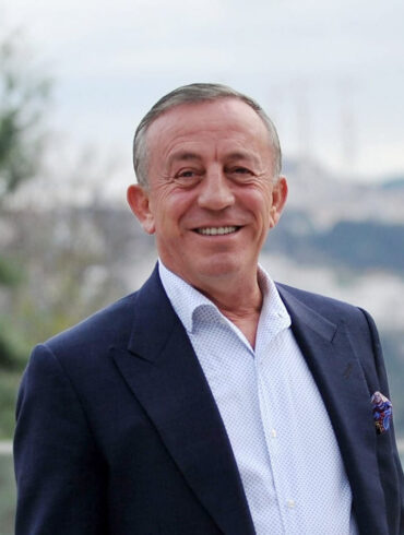 ali agaoglu
