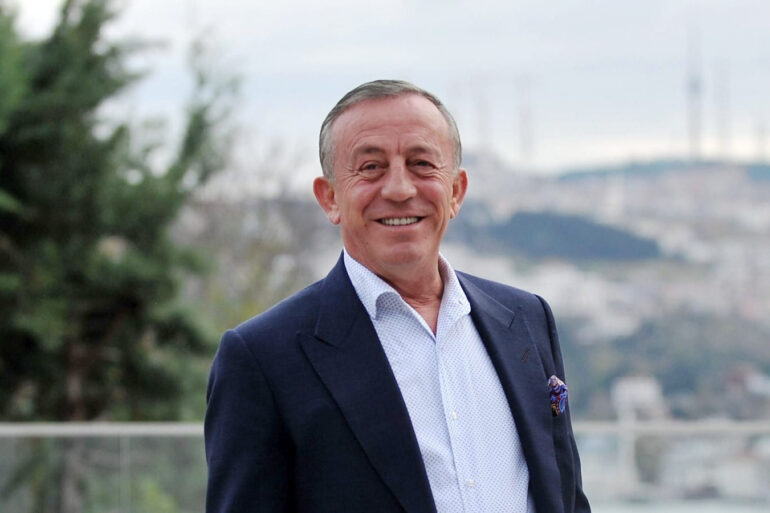 ali agaoglu
