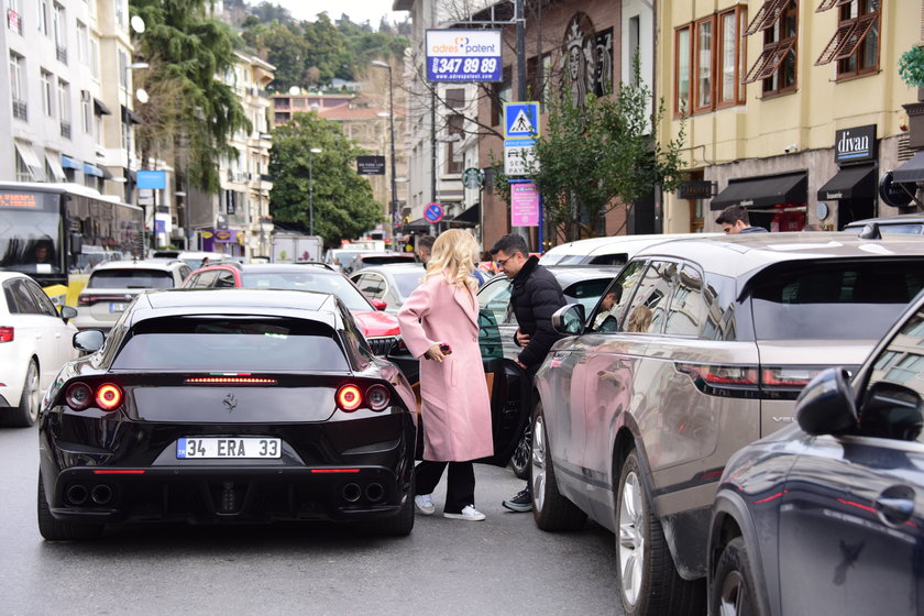 Bebek'te Gizemli Buluşma: Raif Dinçkök ve Gizemli Arkadaşı Görüntülendi 24 bebek goruntulendi 1
