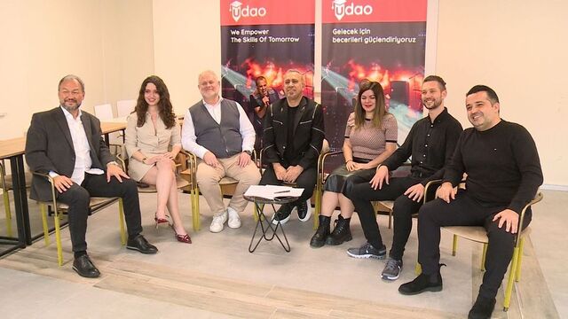 Haluk Levent'in Hayatı Film Olacak 20 Haluk Levent UDAO