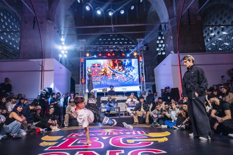 “Red Bull BC One Cypher” Türkiye Finali Gerçekleştirildi 22 Red Bull BC One
