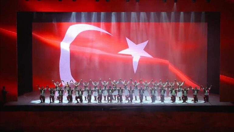 canakkale 1915 bir hilal ugruna