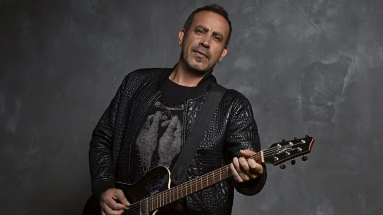 haluk levent kapak1