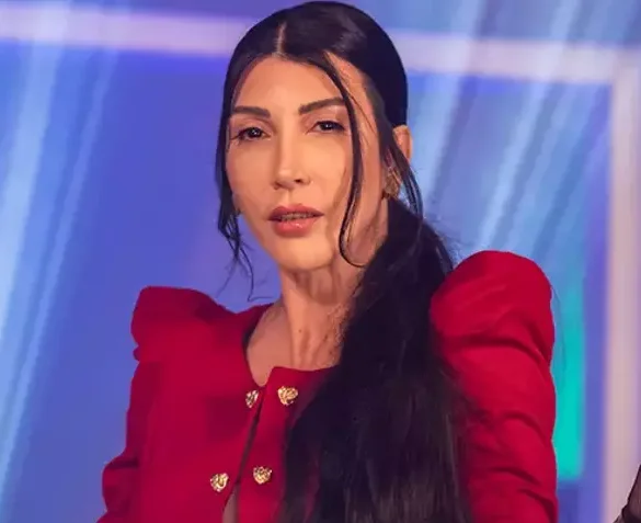 hande yener