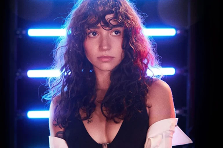 zeynep bastik kapak