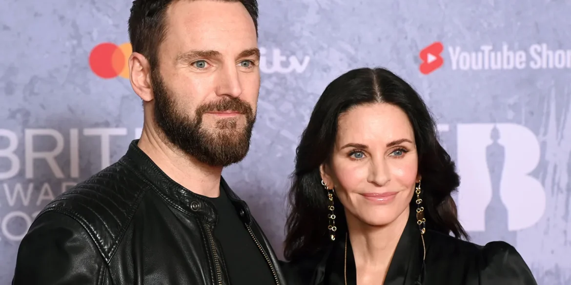Johnny McDaid and Courteney Cox BRIT AWARDS 2022 billboard 1548