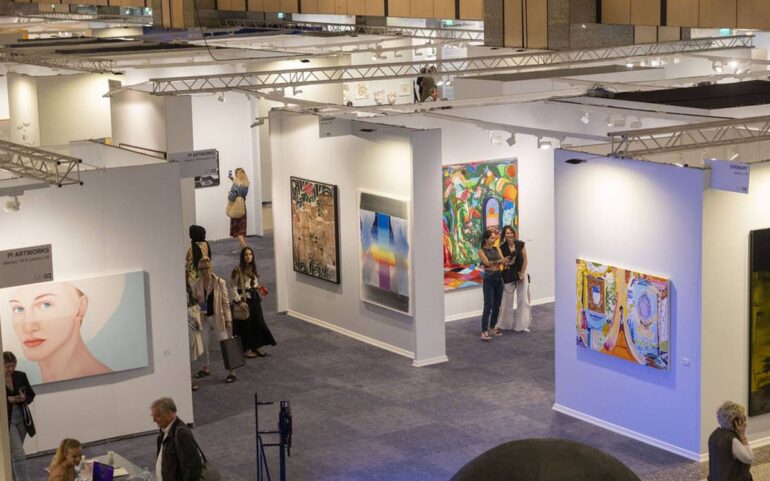 contemporary istanbul bloom