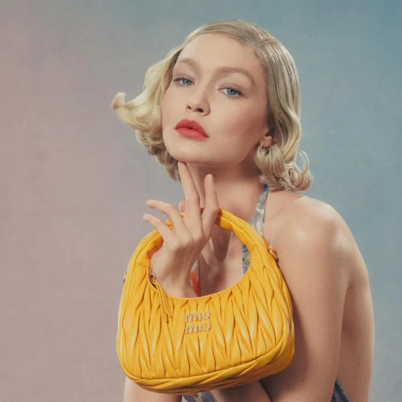 gigi hadid miu miu kopyasi