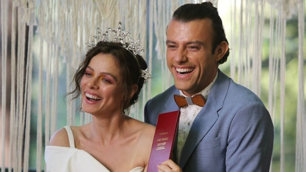 ilk ve son ozge salih