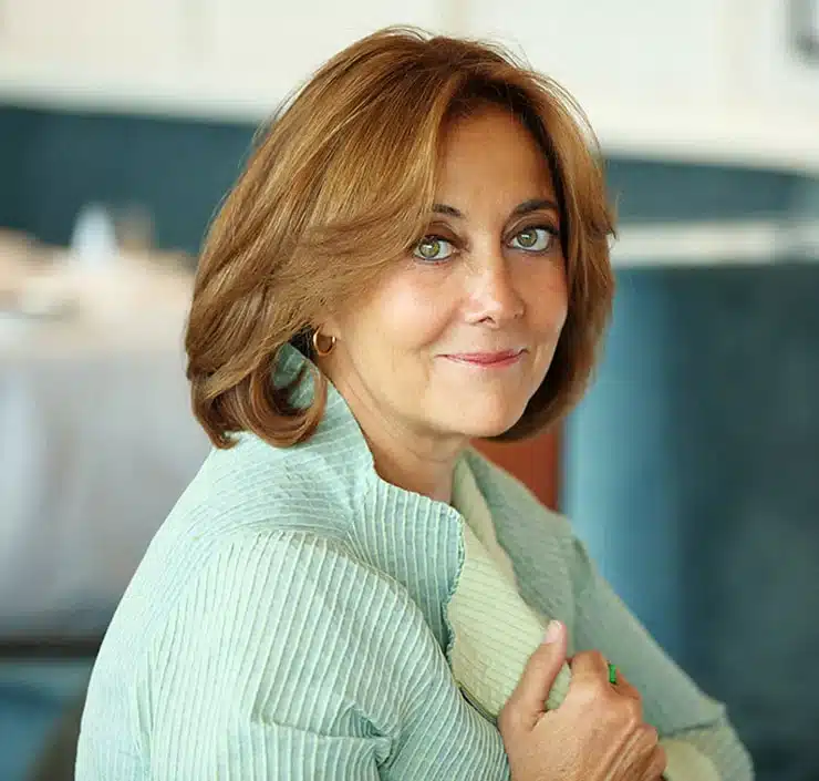 Demet Evgar'ın “Afife” Oyununda Yer Alacak 3 Flaş İsim Belli Oldu 20 Demet evgar
