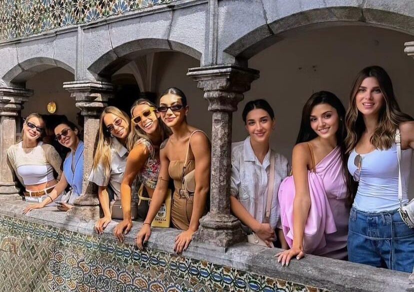 hande ercel nazli sabanci tatil