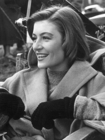 anouk aimee 1