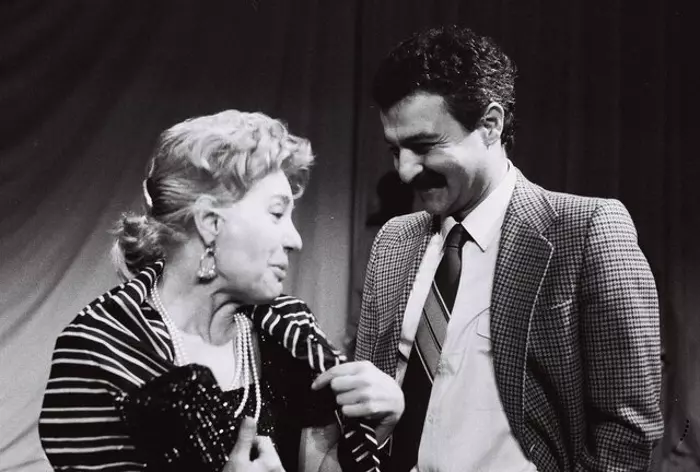Kenan Işık'ın Devlet Tiyatrosu Yıllarından Görülmemiş Fotoğrafları Ortaya Çıktı 24 Kenan Isik 04