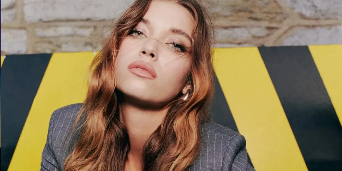 Afra Saraçoğlu, Hakaretlere Karşı Hukuki Yollara Başvuracak 30 afra saracoglu 02