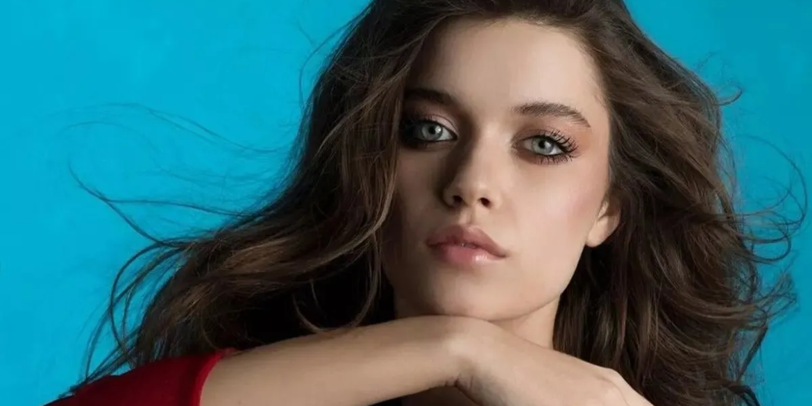 Afra Saraçoğlu, Neden Yurt Dışına Gitti? 20 afra saracoglufoto02