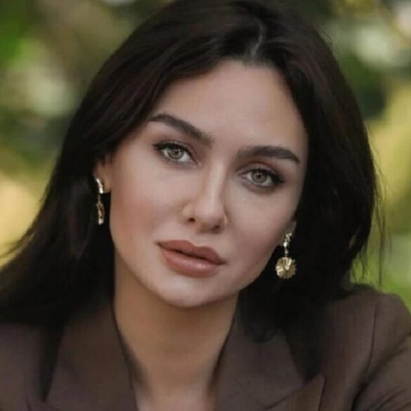 birce akalay