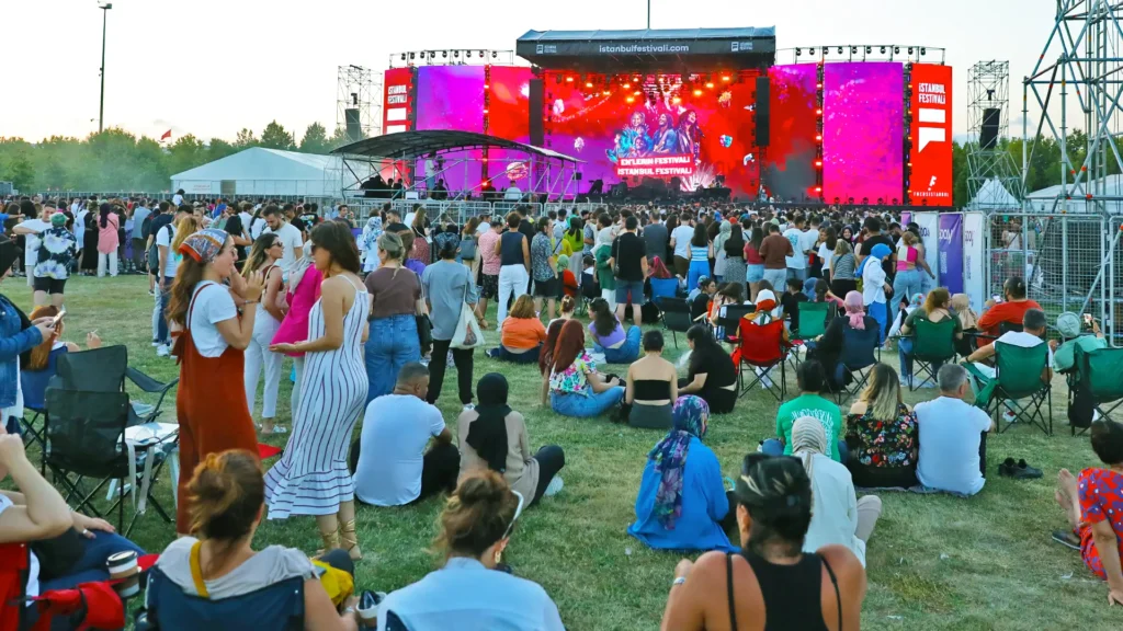 3. İstanbul Festivali 2 Ağustos'ta Başlıyor 22 istanbul festivali 2