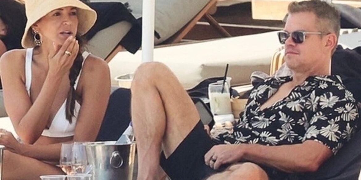 Matt Damon ve Eşi Luciana Damon, Mikonos Adası'nda 25 matt demon