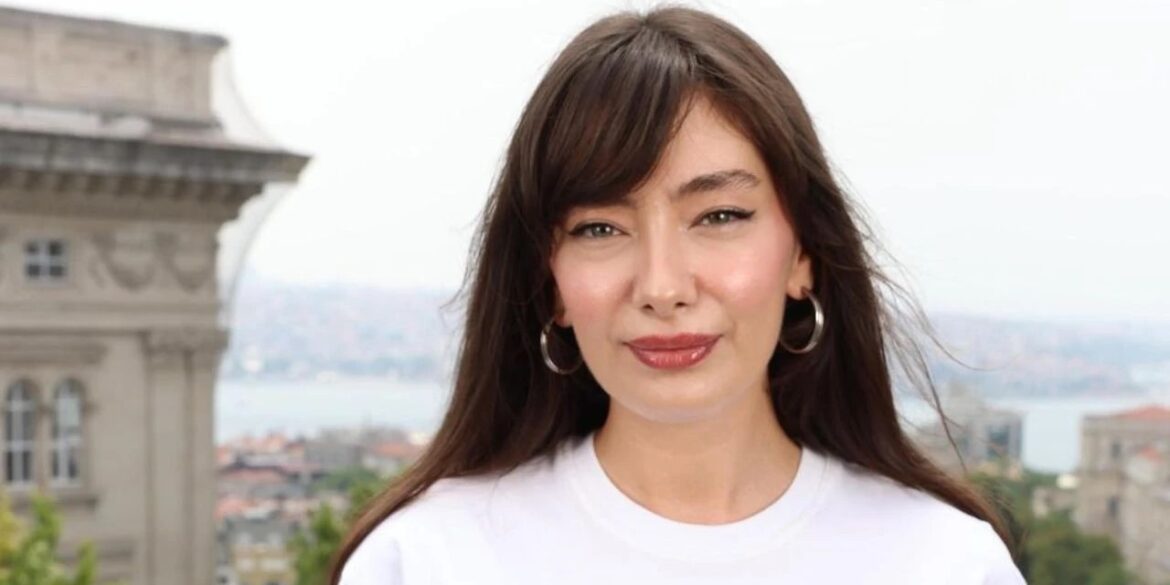 Neslihan Atagül, Küs Olduğu Babası Hakkında Konuştu 24 neslihan atagul 1