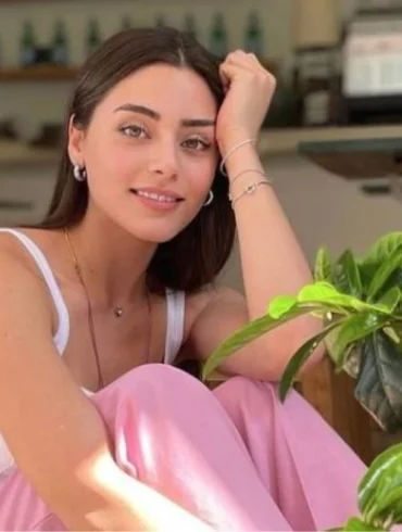sila turkoglu 15041058 8543 amp