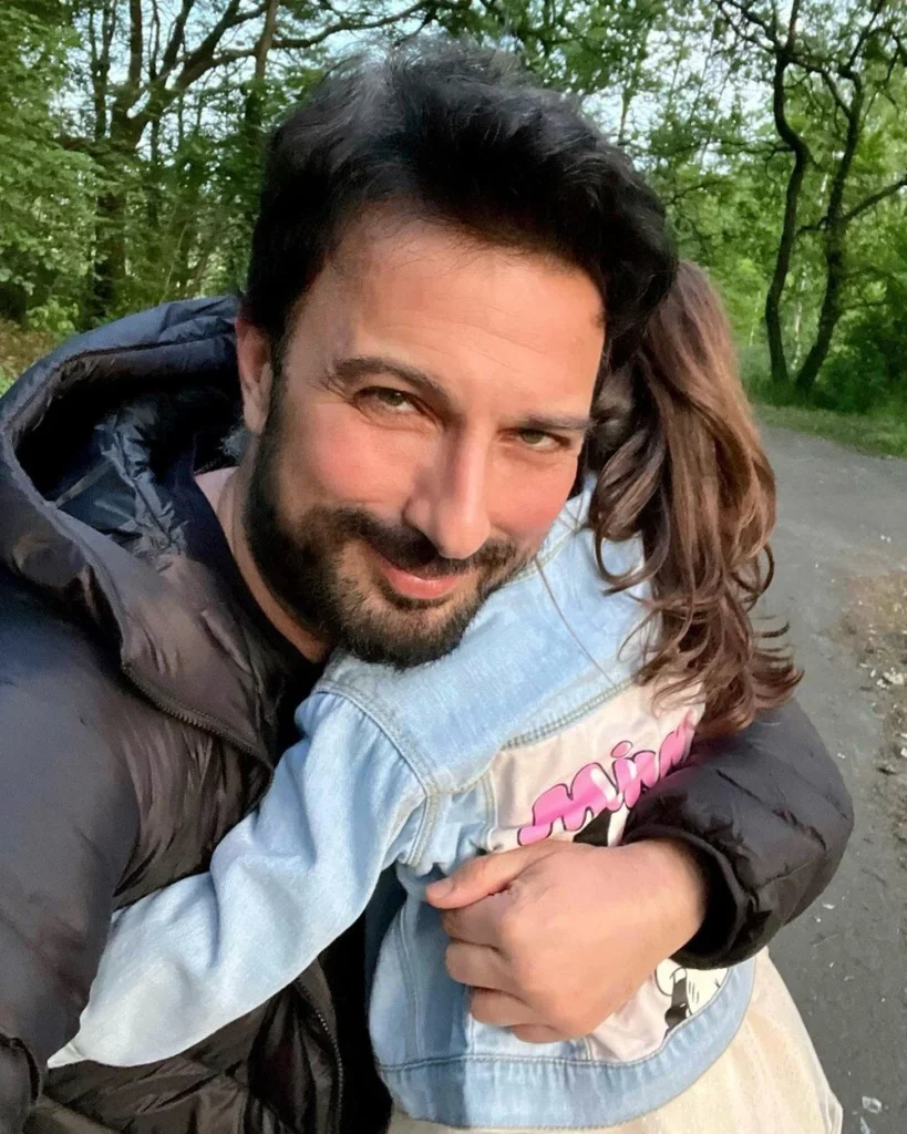 Tarkan, Kızının Bu Kadar Çabuk Büyümesini İstemediğini Söyledi 20 tarkan 01