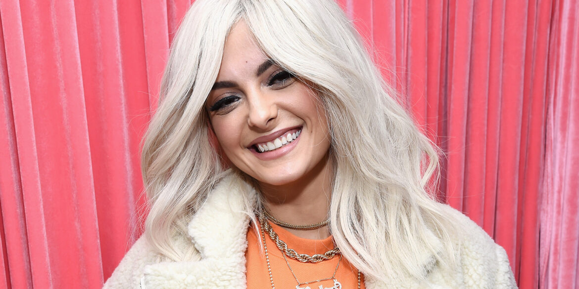 Bebe Rexha, Ana Dilini Konuştuğu İçin Uçağa Alınmadığını İddia Etti 22 Bebe Rexha 02
