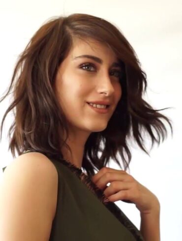 hazal kaya 05