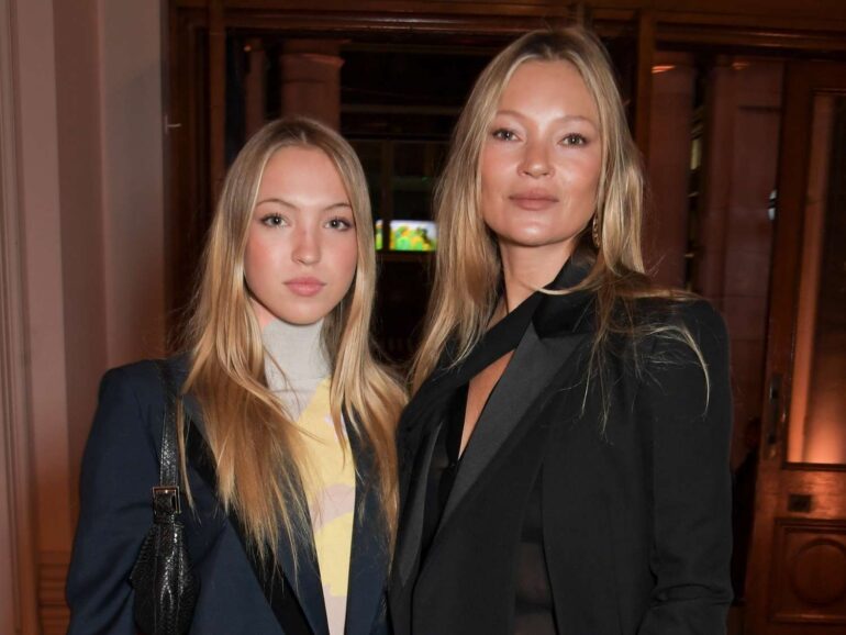 kate moss ve lila kapak