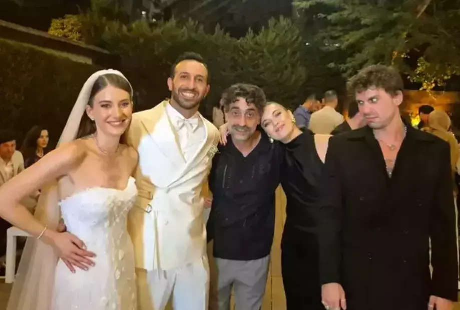 Beril Pozam ve Ersin Arıcı'dan Romantik Paylaşım! 20 66c44a076244f026b98717c7