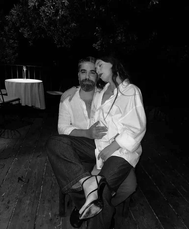 Neslihan Atagül ve Kadir Doğulu’nun Bebeklerinin Cinsiyeti Açıklandı 22 66e5c245581541832ebeca7b
