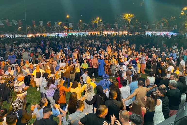 Beykoz Cayir Festivali halaylar esliginde basladi 2