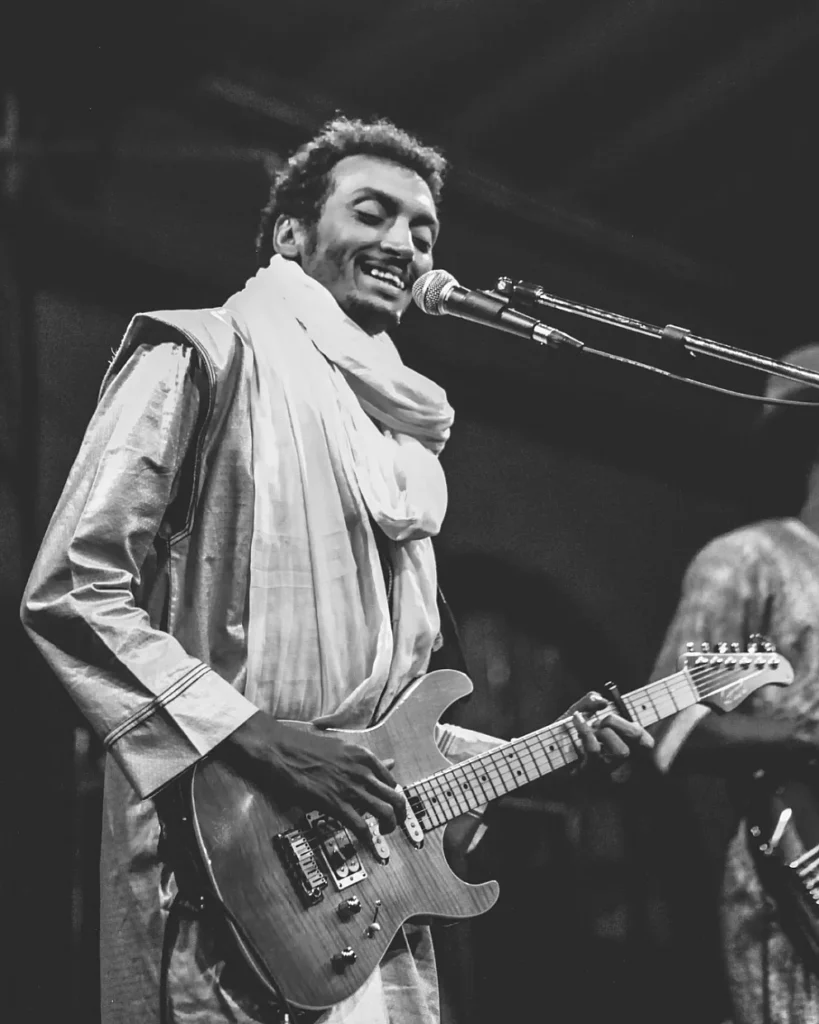 Gitar Virtüözü Bombino, 18 Eylül’de Blind’da Unutulmaz Bir Performans Sergileyecek 20 Bombino Portrait.png