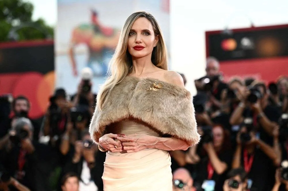 Angelina Jolie'nin Oğlu Pax, Kaza Sonrası İlk Kez Kırmızı Halıda 24