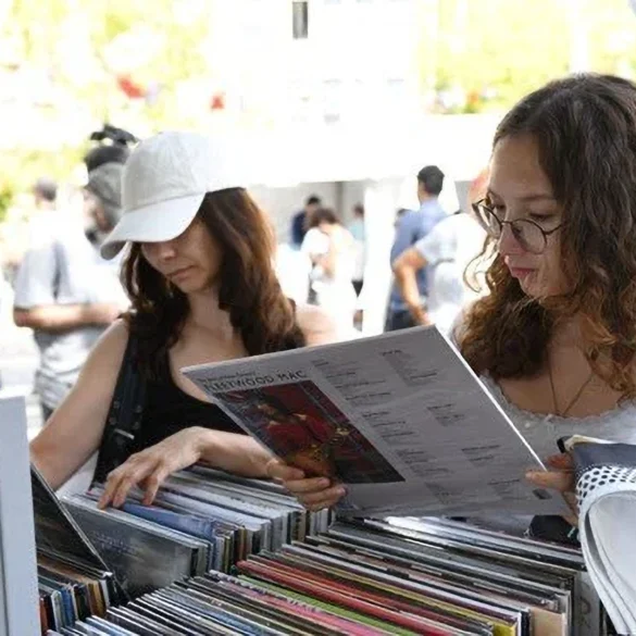 qcuDXDU4j0i8SX 2Vsfplg