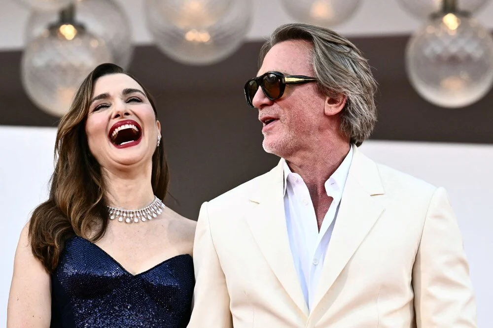 Daniel Craig, Venedik Film Festivali'nde Yeni İmajıyla Göz Doldurdu 22 zE2vlvKlHkC