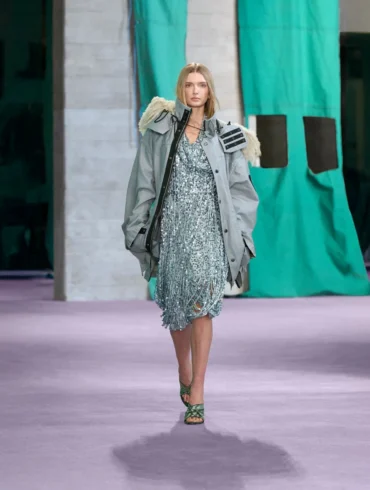 00012 burberry spring 2025 ready to wear credit gorunway