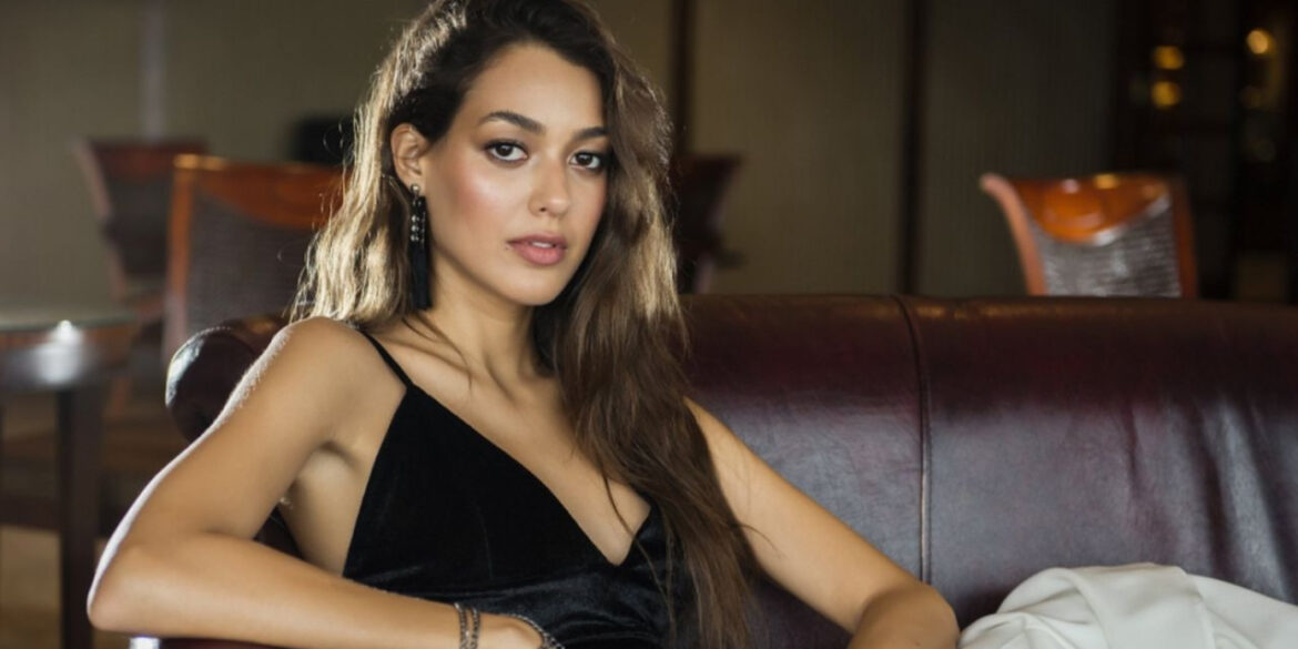 Dilan Çiçek Deniz, Victoria's Secret Fashion Show’da! 25 dilan cicek deniz