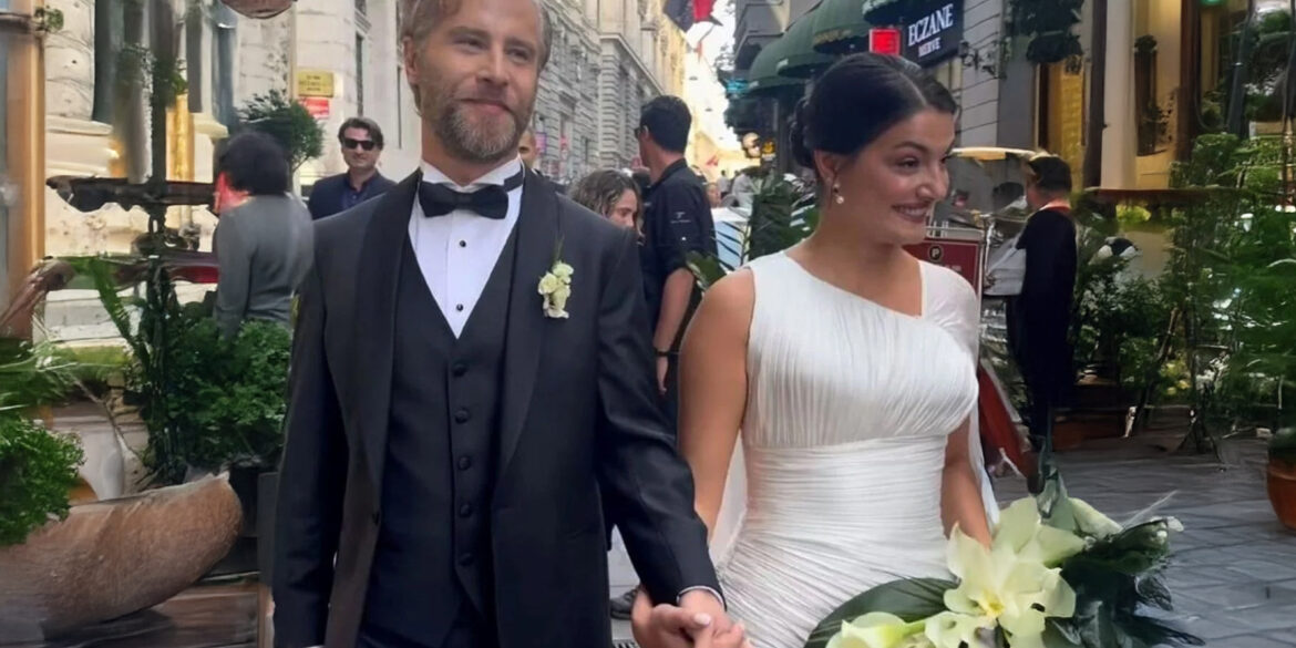 Yabancı Damat'ın Yıldızı Özgür Çevik, Hatice Kartoğlu ile Evlendi 26 kapak 22