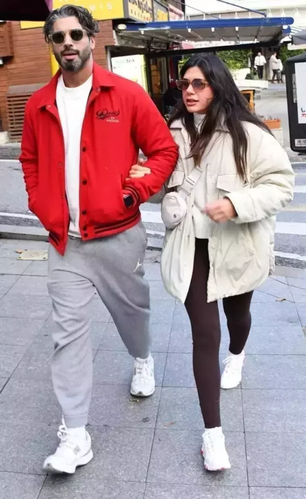 Sibil Çetinkaya'dan Şok Paylaşım: 'Saatlerdir Hıçkırarak Ağlıyorum' 22 6731eb25d2212910a9ea21d4