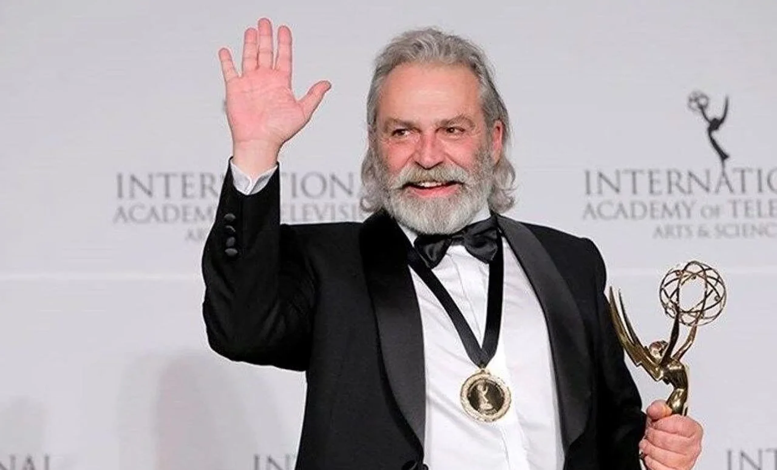 MHeYFPO-LkWrsUVtEKwlyA