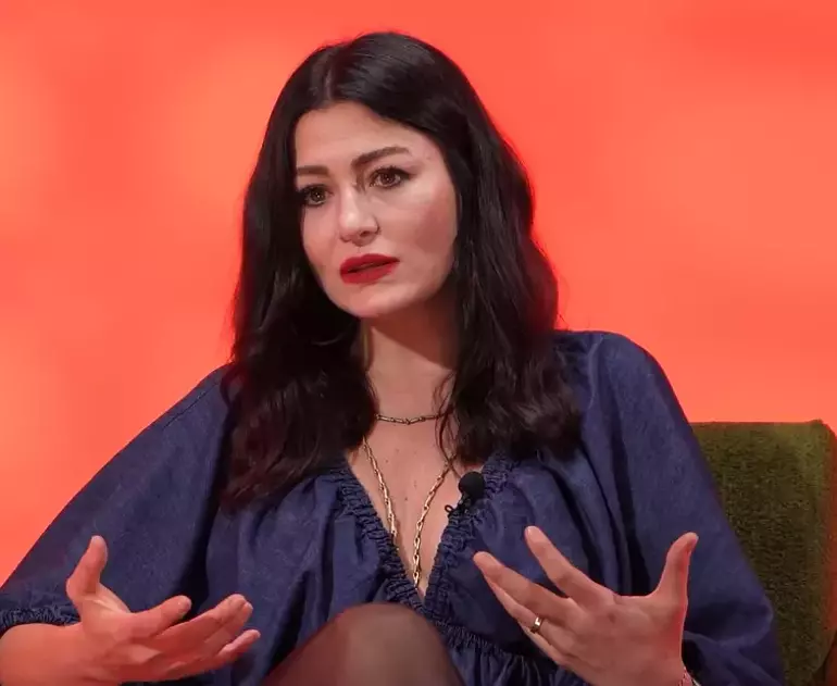 Deniz Çakır, Yaprak Dökümü'ndeki Ferhunde Karakteri Hakkında Yıllar Sonra Konuştu 20 6769b47030363706df972125