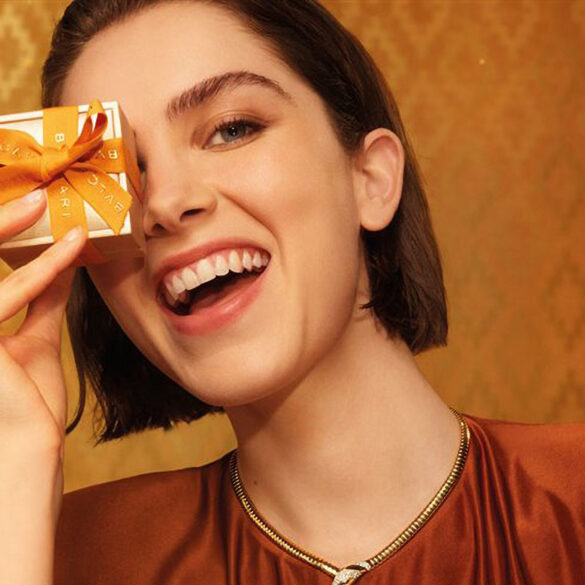 Bvlgari, 2024 Yeni Yıl Koleksiyonu ile Duyguları Paylaşmanın Sevincini Kutluyor 21 kapak 2