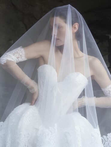 Vivienne Westwood 2025 Koleksiyonu Kraliçe Victoria’dan İlham Alıyor 30 kapak 29