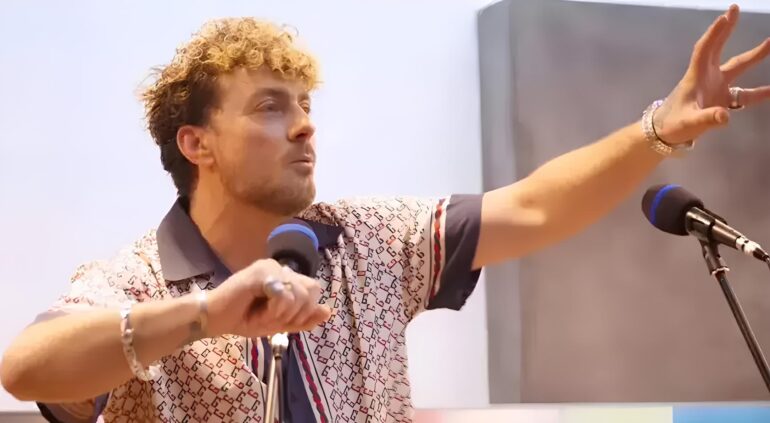 İngiliz Televizyon Yıldızı Paul Danan 46 Yaşında Hayatını Kaybetti 19 kapak 50