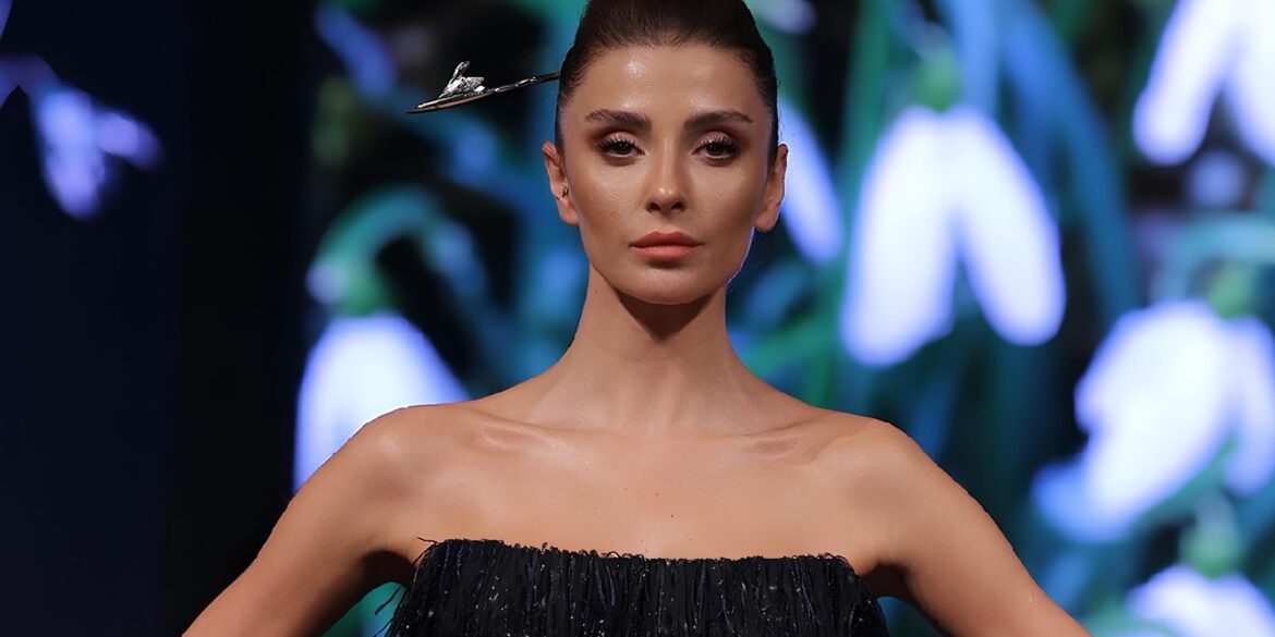 Özge Ulusoy, Nişantaşı’nda Ciddi Bir Sohbetin Ortasında Görüntülendi 24 kapak 89