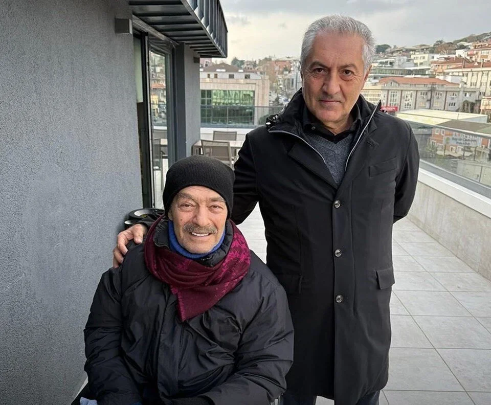 Kadir İnanır'ın Sağlık Durumu Hakkında Yeğeni Soner Arıca'dan Açıklama 22 wFKnAa9Js0ic1EnN 1Qr8g