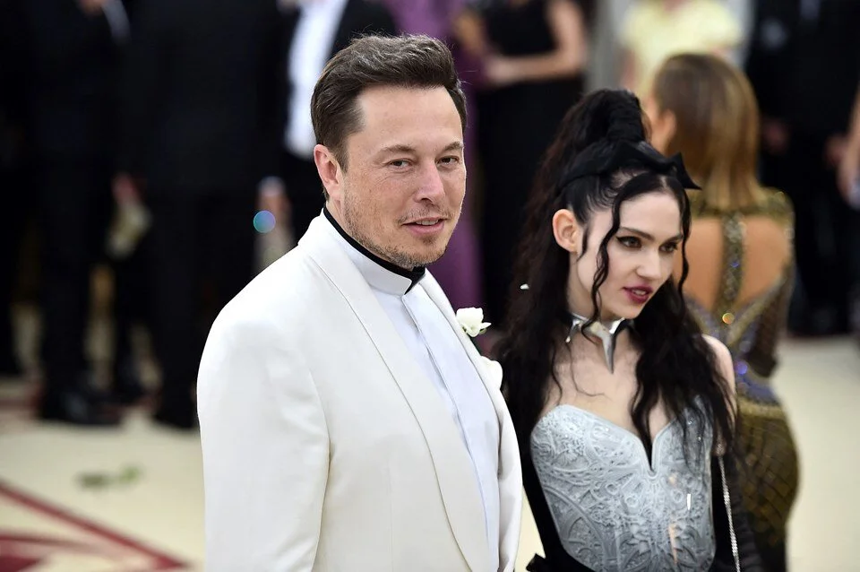 Grimes, Elon Musk'a Seslendi: "Çocuğumuz Ömür Boyu Sakat Kalacak!" 20 560 2pKHW0S3k8c0Tqeufw