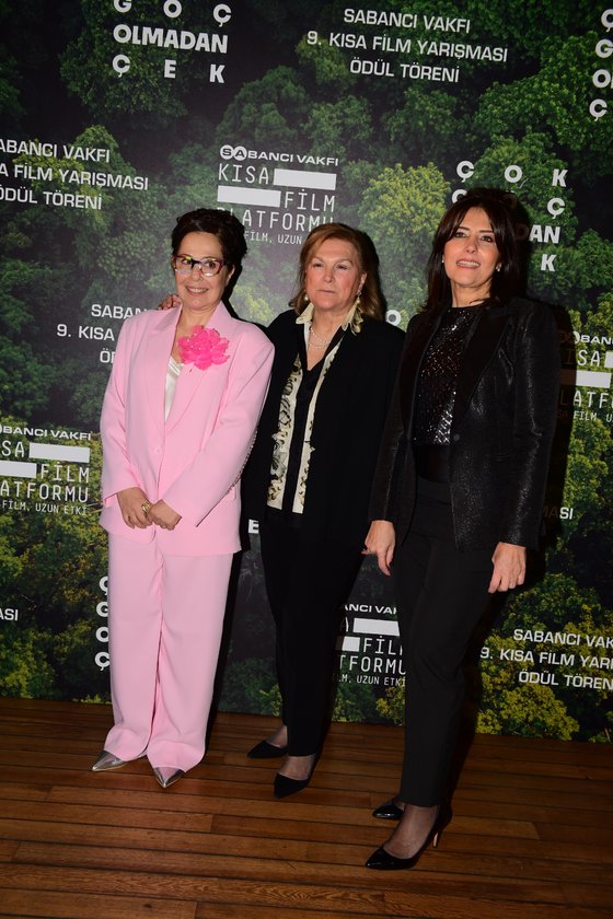 Sabancı Vakfı Kısa Film Ödülleri Sahiplerini Buldurdu! 28 ZEYNEP ATAKAN GULER SABANCI BIRSEL SAFKAN