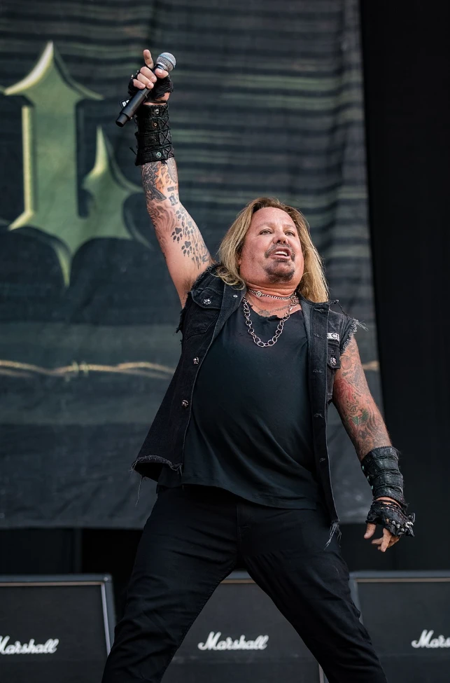 Mötley Crüe Solisti Vince Neil’in Özel Jeti Scottsdale’de Kaza Yaptı: Pilot Hayatını Kaybetti 20 ekran goruntusu 2025 02 11 091335 bwbw