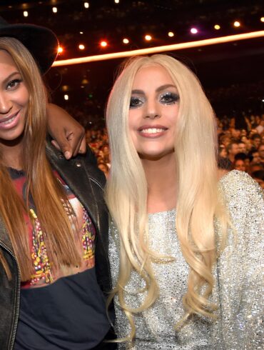 Lady Gaga ve Beyoncé'nin İkonik Şarkısı "Telephone"un Devam Klibi Geliyor! 25 kapak 3 1